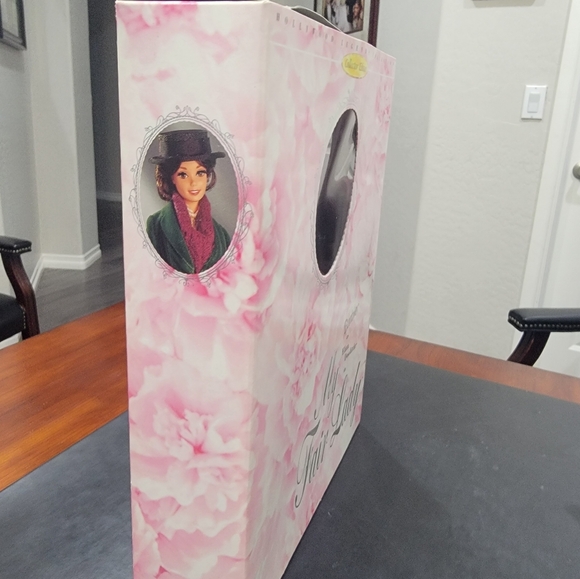 My Fair Lady Barbie - Picture 4 of 6